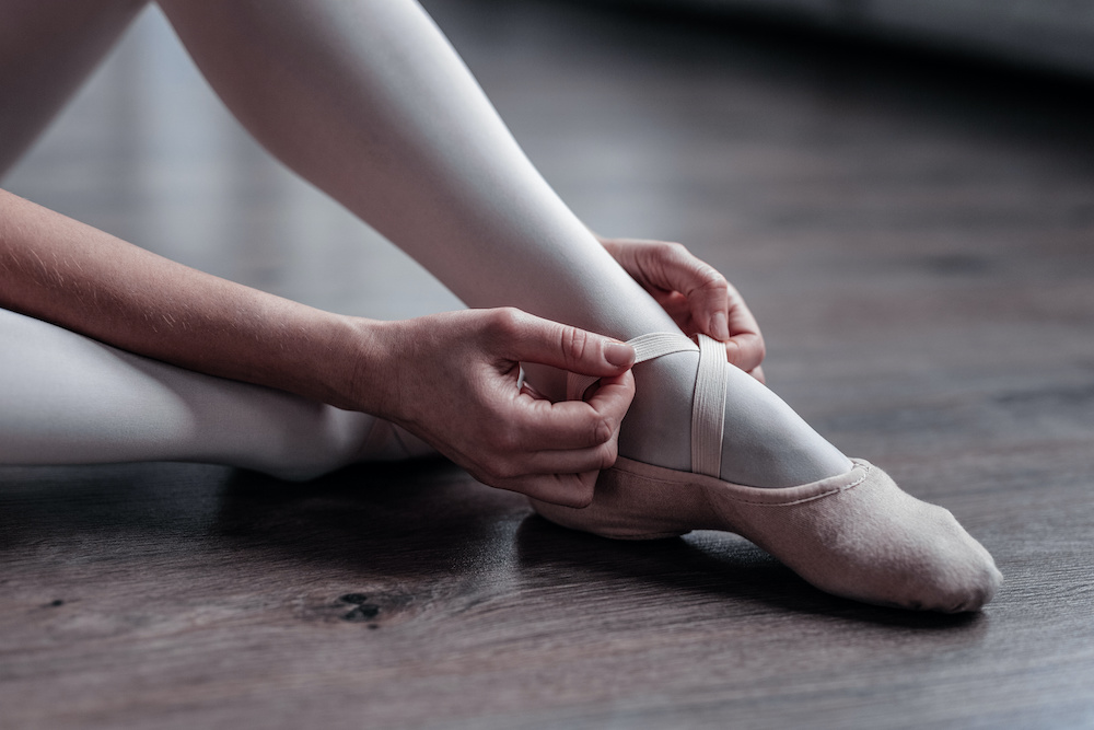 Canvas vs Leather Ballet Shoes: What's the Difference? - Ballerina